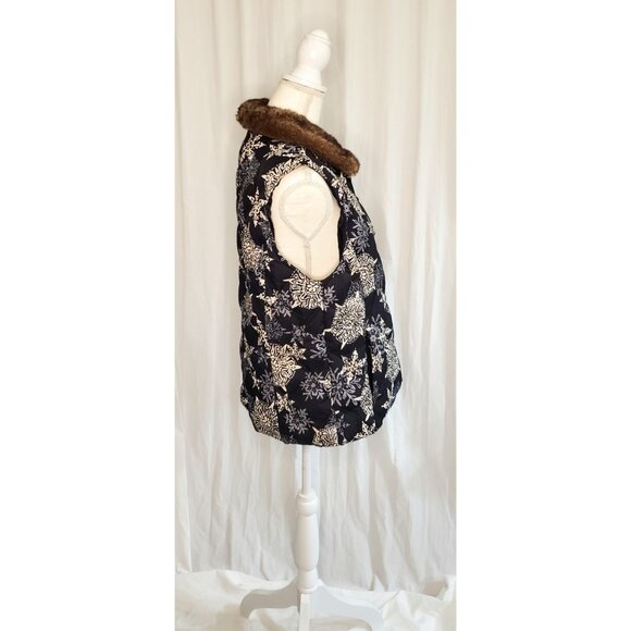 Eddie Bauer Down Vest Womens Large Navy Snowflake Print Full Zip Faux Fur Collar - Picture 7 of 16
